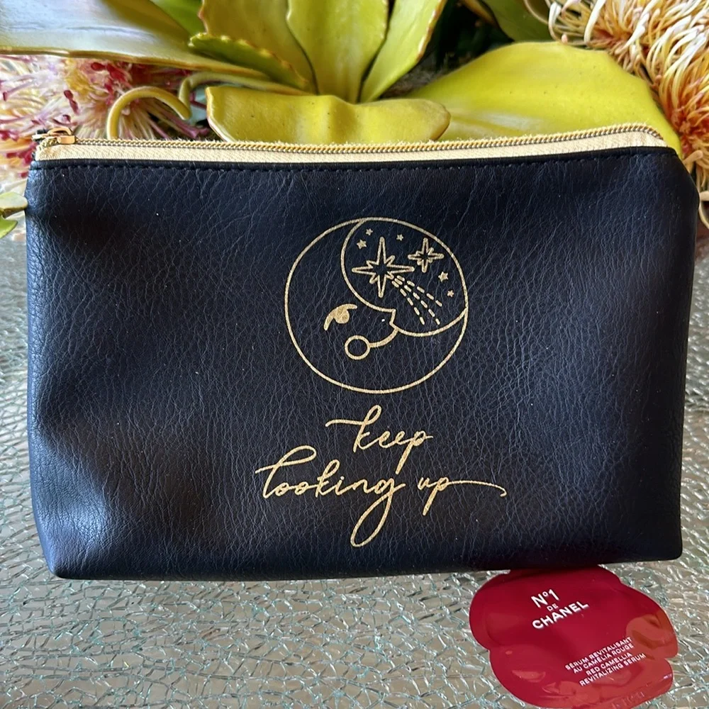 COSMETIC BAG WITH LOTS OF LITTLE ITEMS!  CLARINS LIPSTICK 738V IS FULL SIZE